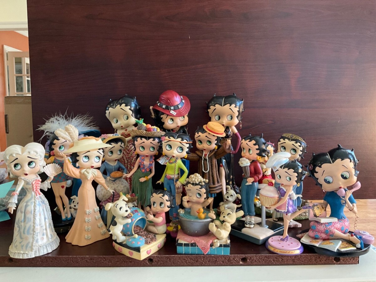 Betty Boop Figurines - Danbury Mint - Vtg - Wide Variety Some Rare