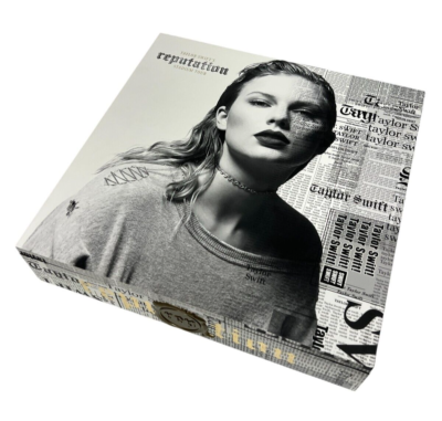 Taylor Swift Reputation Stadium Concert Tour VIP Box Complete