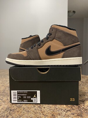 Air Jordan 1 Mid Dark Chocolate DC7294-200 (Size 7.5 Men's) New