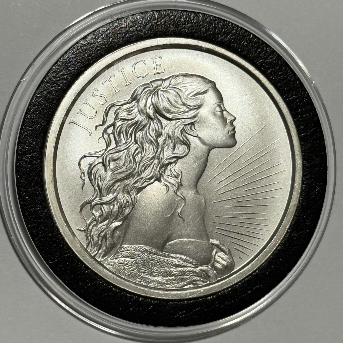 Justice Girl Silver Shield Collector Coin 1 Troy Oz .999 Fine