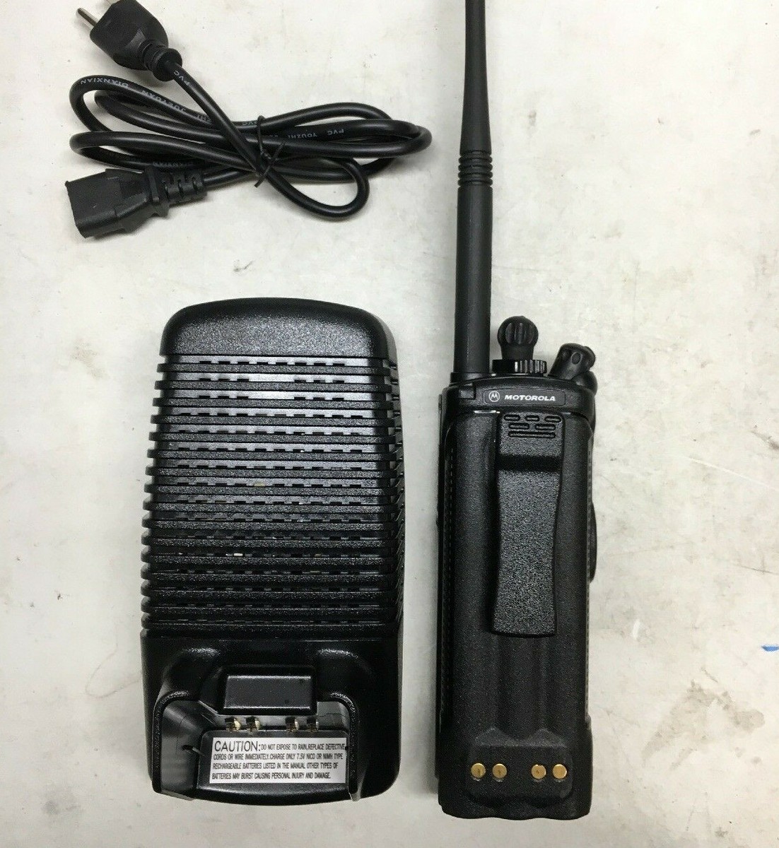 Motorola XTS3000 II VHF 136-174mhz 255ch 5w P25 Digital 2way Radio
