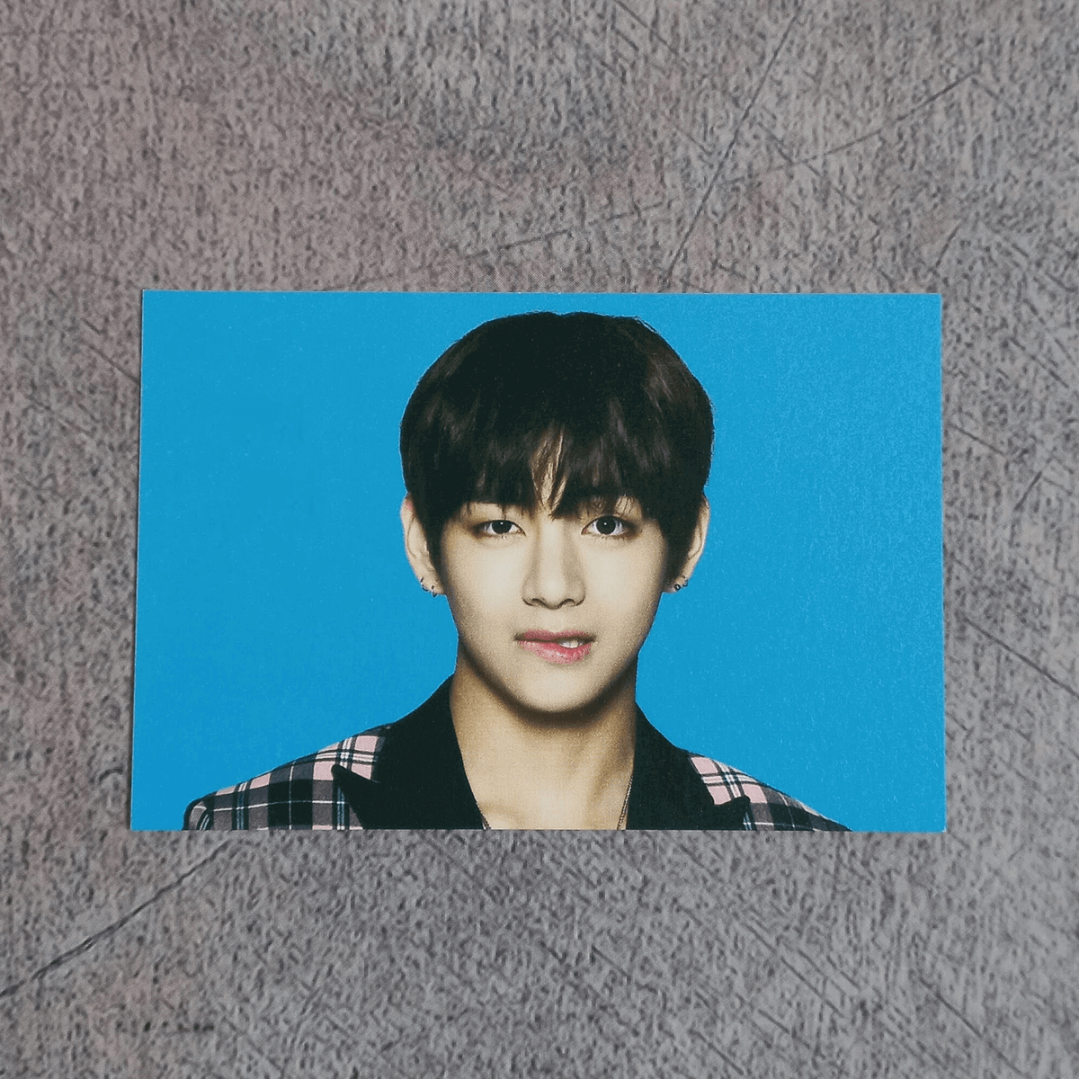 BTS 2017 THE WINGS TOUR Seoul Official Mini Photo Card Ver. 1 - V