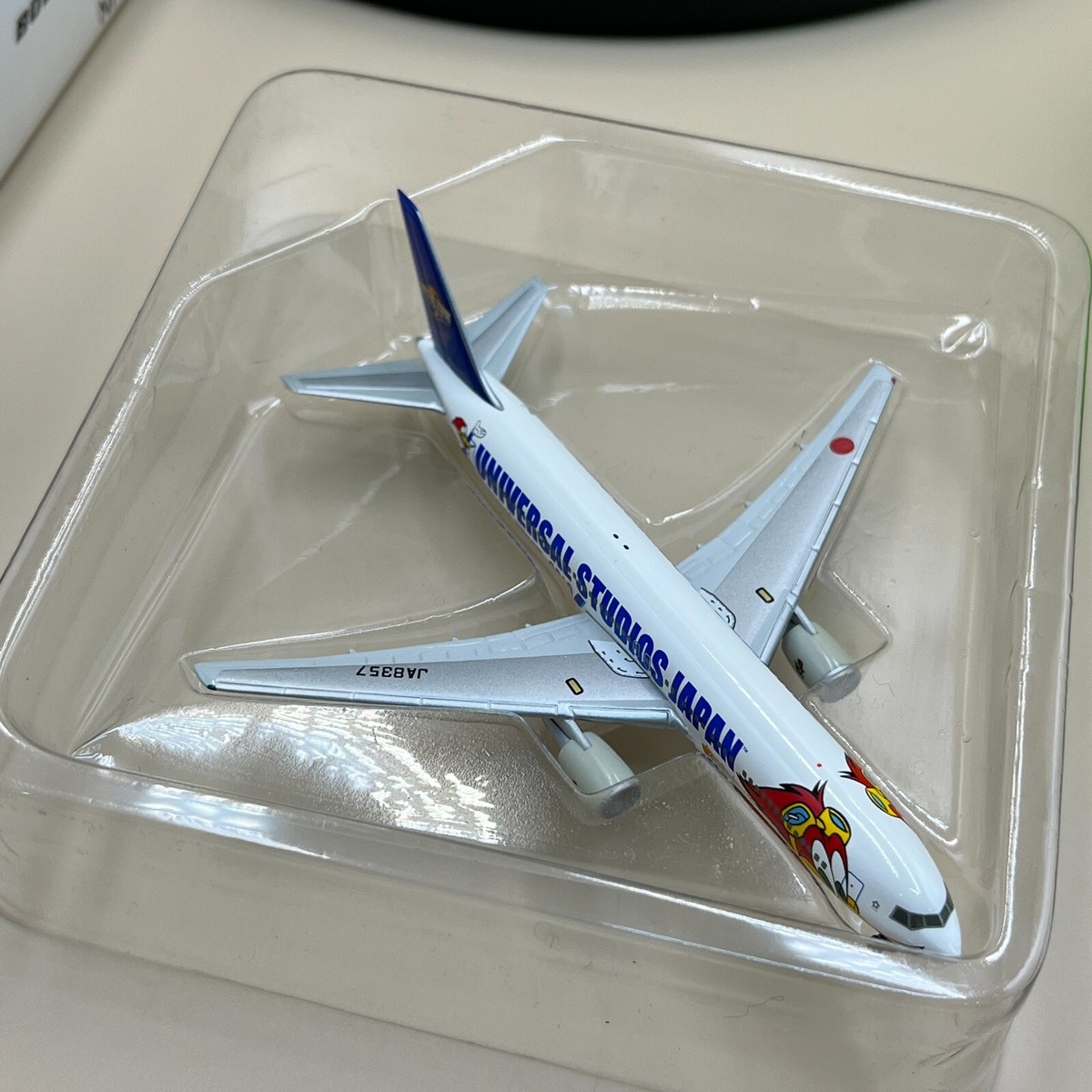 ANA 1/500 Boeing 767-300 Woody Jet Universal Studio Japan JA8357
