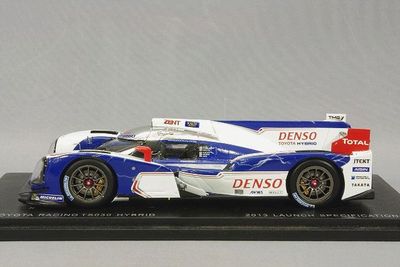 Spark 1/43 Toyota TS030 Hybrid 2013 Launch Specification Blue