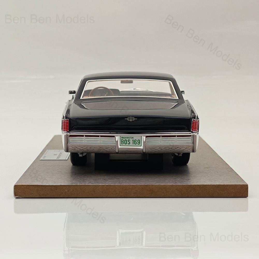 1/18 Lincoln Continental Sedan Black 1968 Resin Model Car Limited