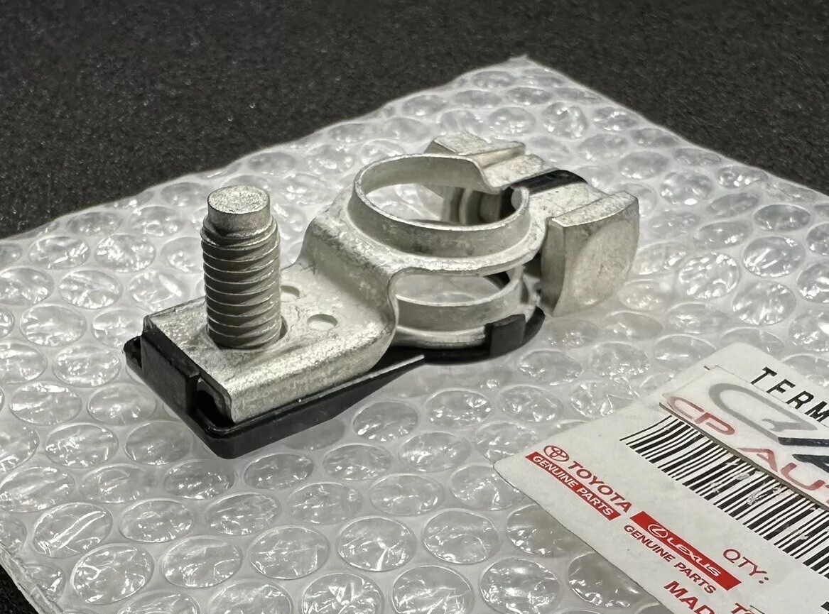 91-97 TOYOTA LAND CRUISER FJ80 FZJ80 POSITIVE BATTERY TERMINAL