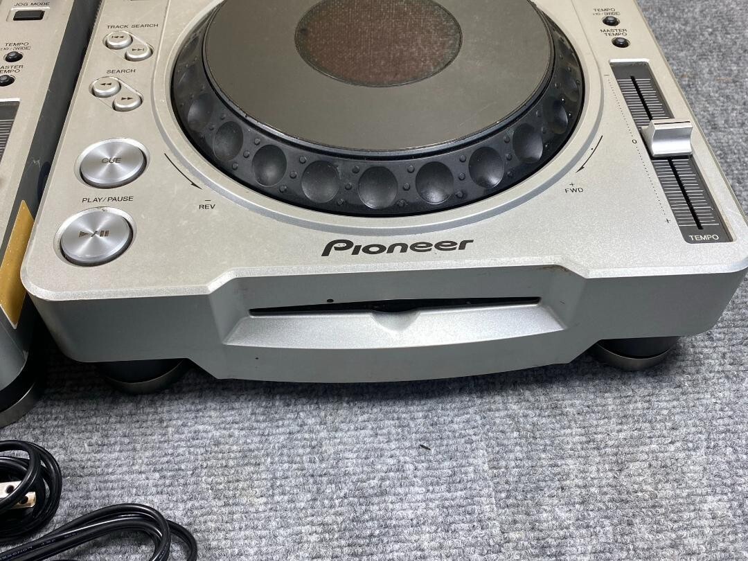 Pioneer DJ CDJ-800MK2 set of 2 DJ Turntable CD MP3 with power
