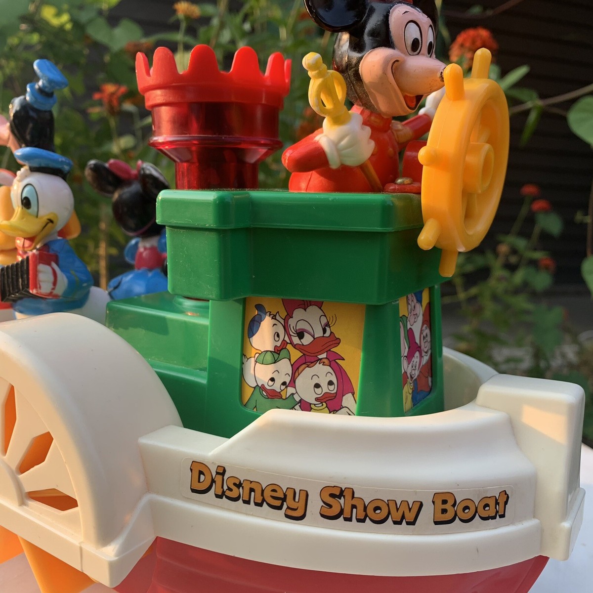 1986 VTG Playmates DISNEY SHOW BOAT Mickey Minnie Goofy Donald