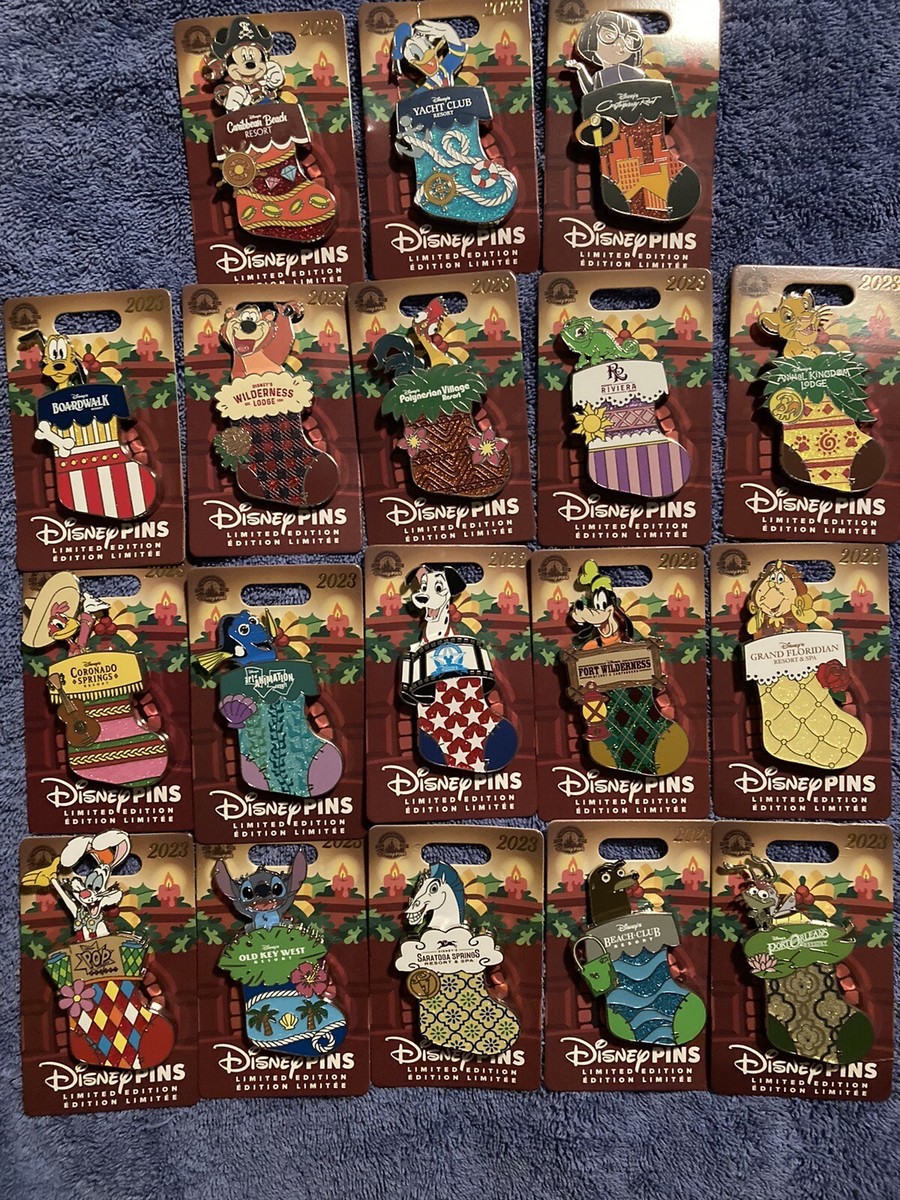 2023 Walt Disney World Happy Holidays Resort Limited Edition 18