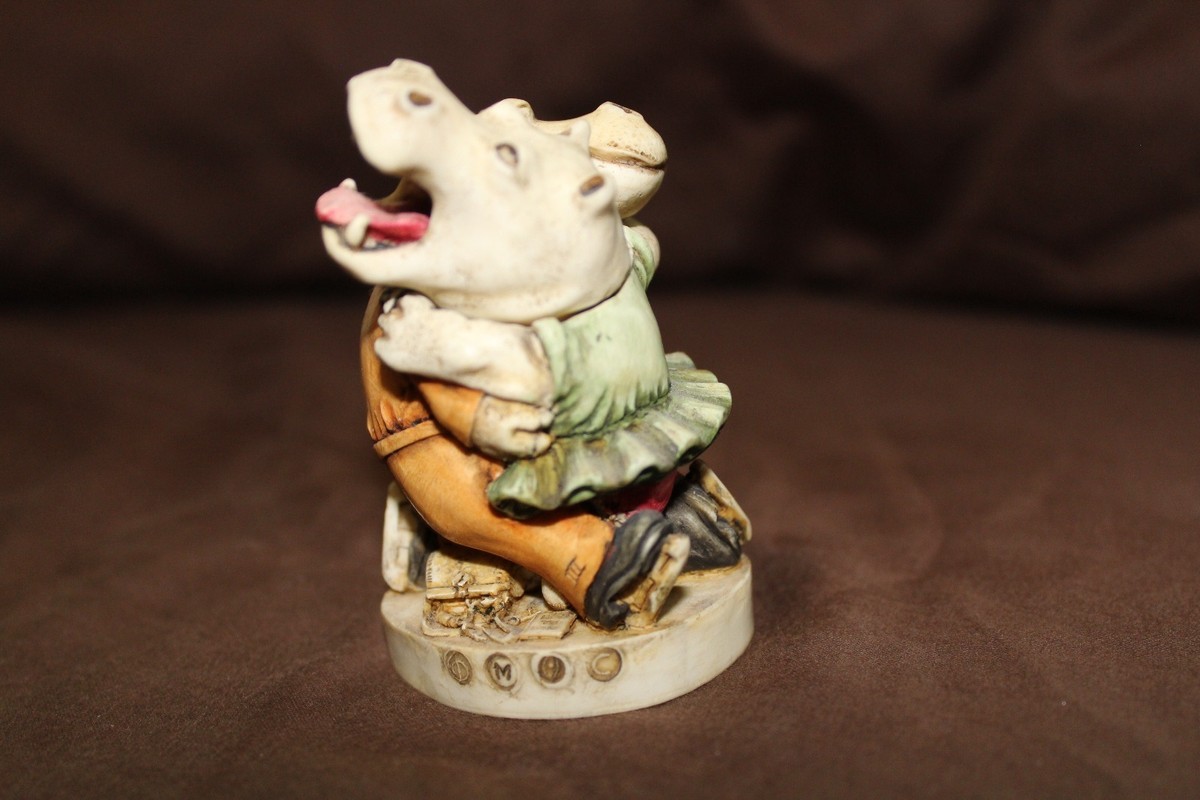 Harmony Kingdom Limited Editions Buying Group Exclusive Thin Ice