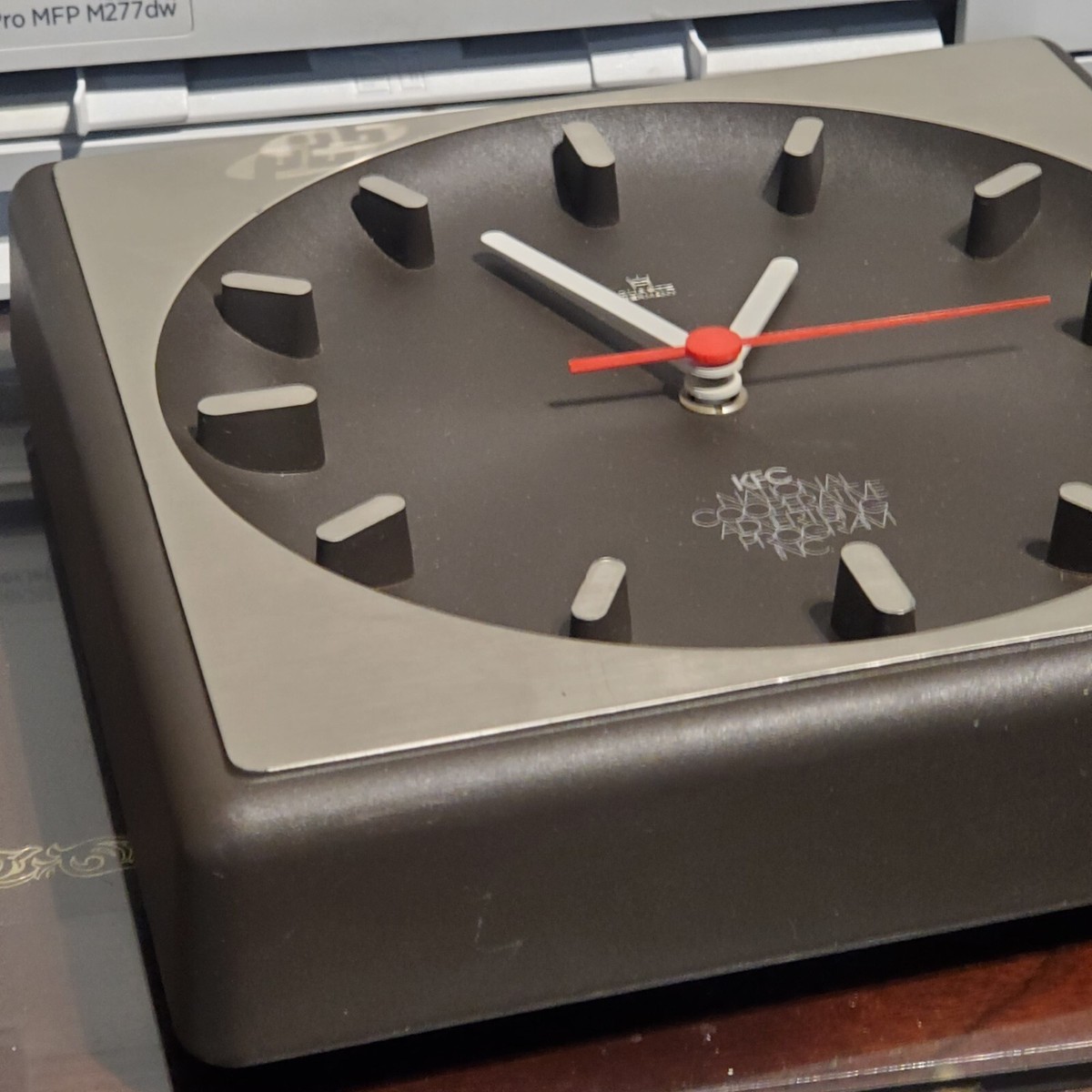 Vtg. Kentucky Fried Chicken KFC Restaurant Advertising Clock