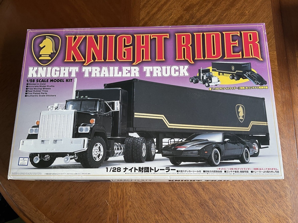 1/28 ナイトライダートレーラーKNIGHT TRAILER TRUCK