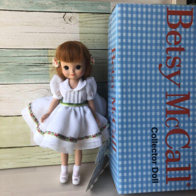 Tiny Betsy McCall Goes to the Theat er | eBay