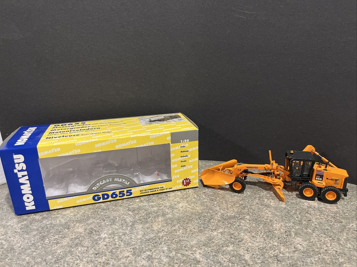 Komatsu GD655 1:50 Scale Motor grader First Gear Model | eBay