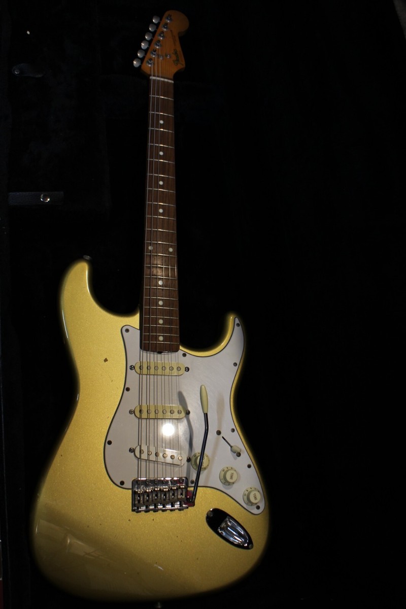 USED Fender Japan 40th Anniversary Stratocaster ST62AS/H Gold