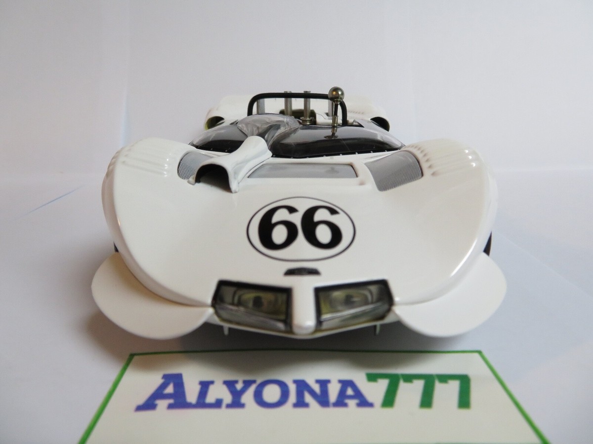 AUTOart Millennium 1/18 CHAPARRAL 2 Race Car 1965 #66 DIECAST CAR