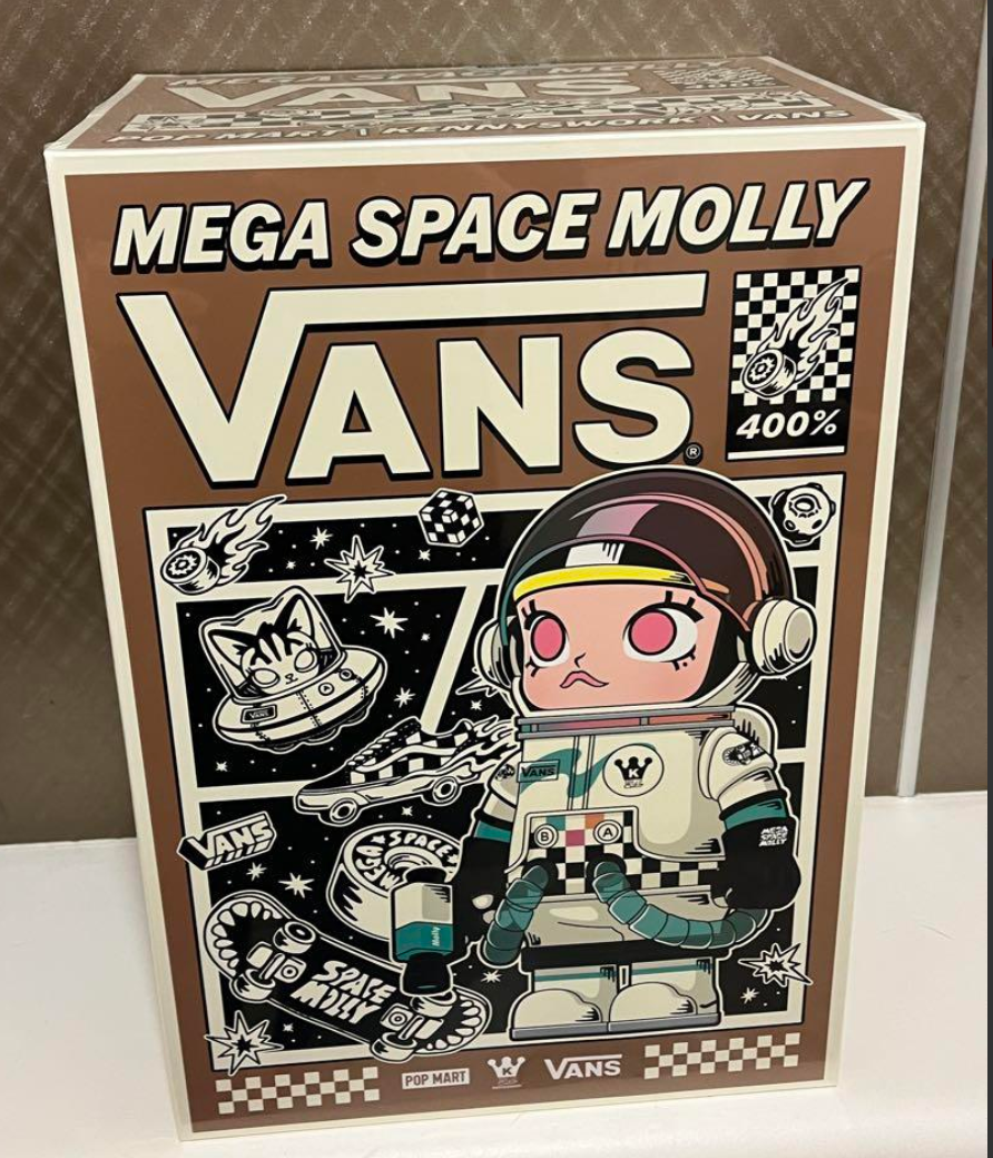 POPMART MEGA SPACE MOLLY 400% VANS 