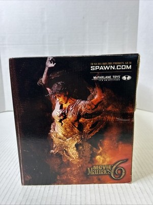 McFarlane Toys Movie Maniacs 6 Alien Queen Deluxe Action Figure