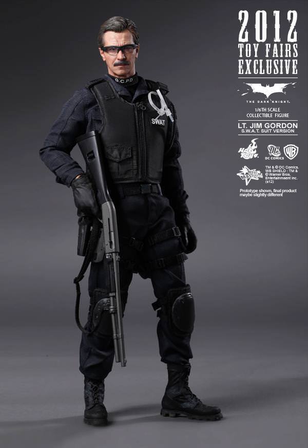 Hot Toys 1/6 MMS182 JIM GORDON SWAT SUIT BATMAN Dark Knight Figure