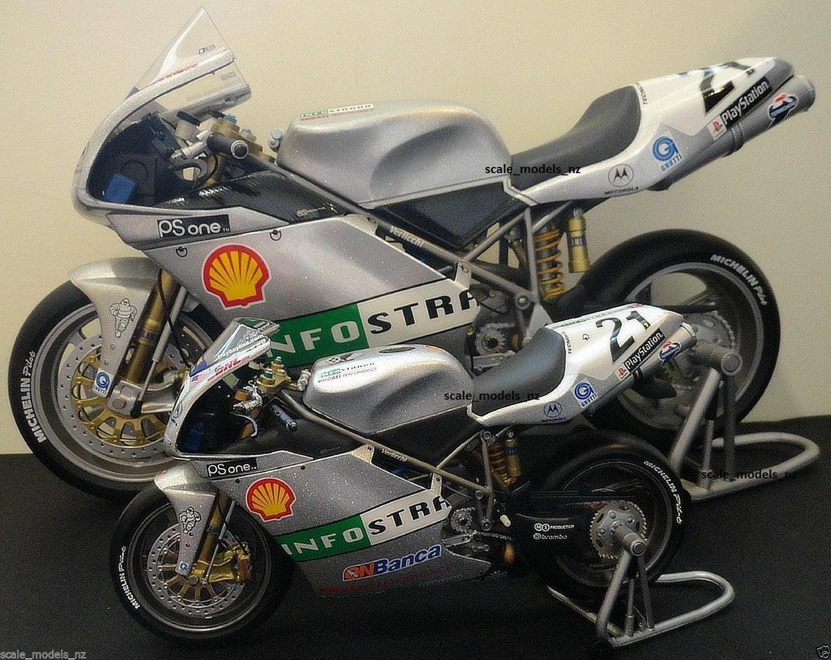 MINICHAMPS 1:6 – DUCATI 996 R – TROY BAYLISS – 2001 IMOLA – VERY