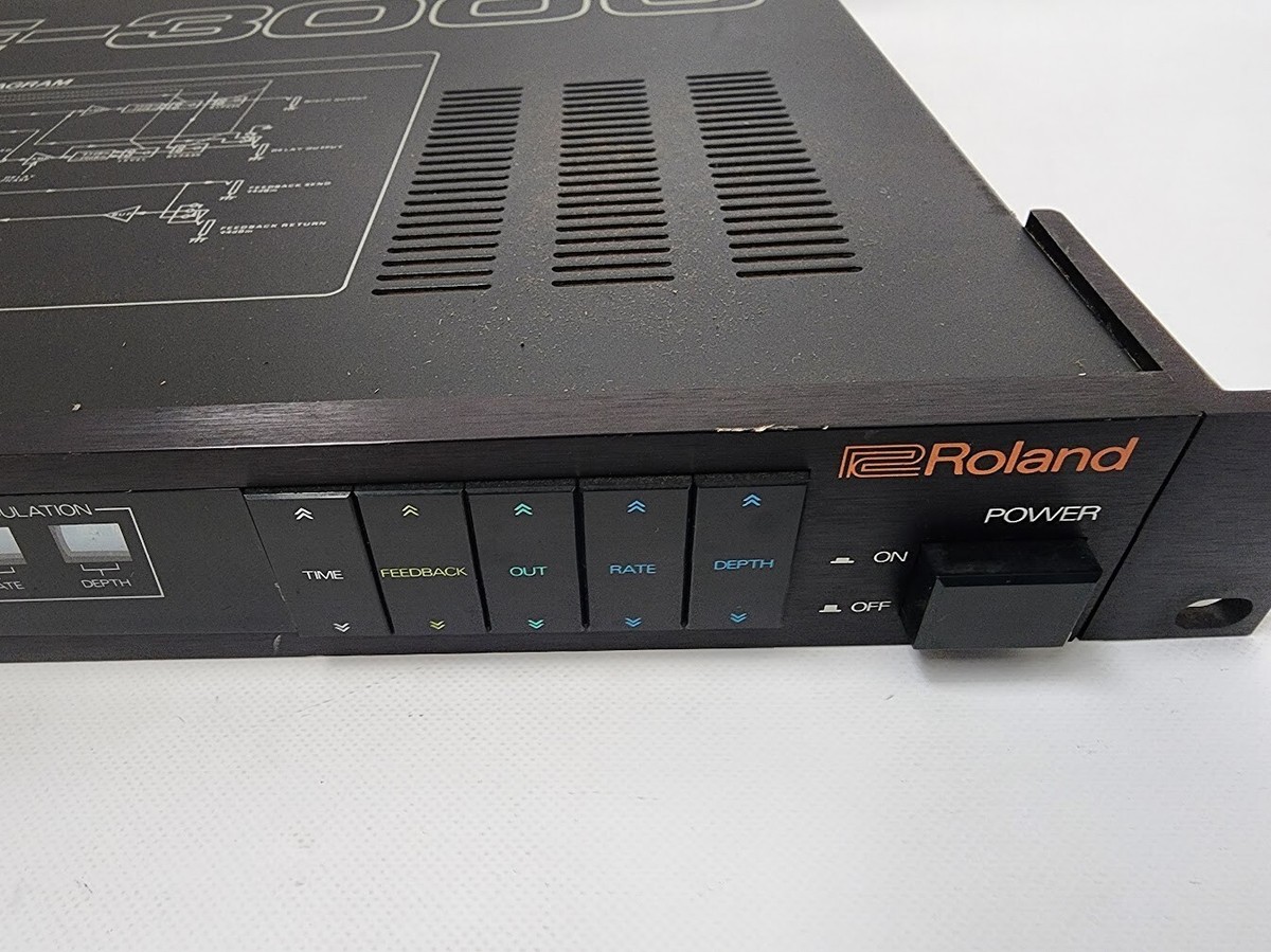 Roland SDE-3000 Digital Delay Effects Rack Unit Digital Delay