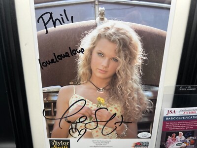 2007 Taylor Swift Signed Autograph 8.5x11