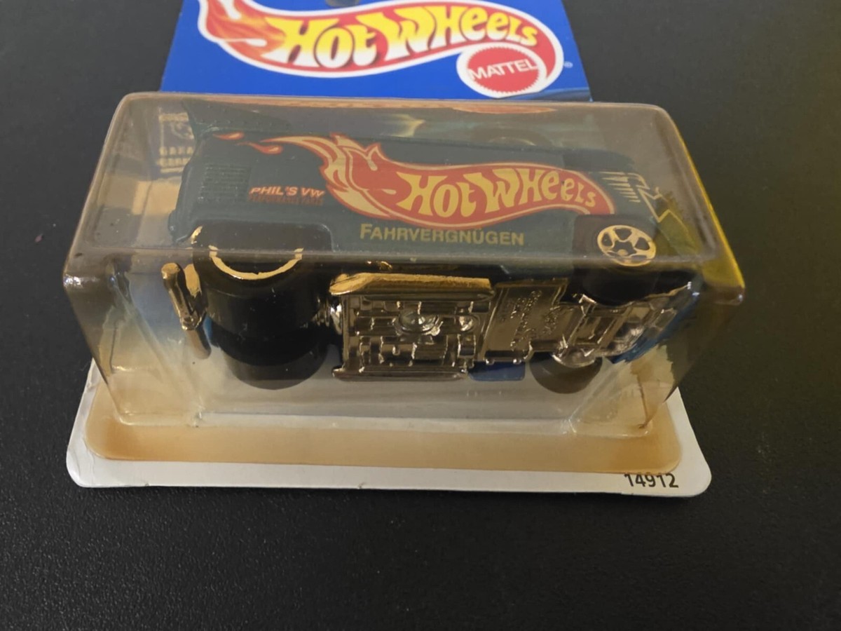 1996 Hot Wheels First Editions Volkswagen Drag Bus – New on Card