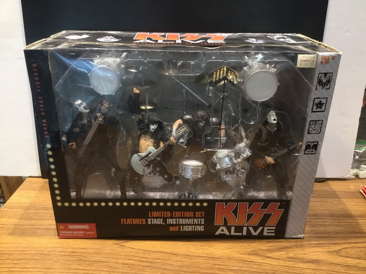 KISS ALIVE フィギュア 未開封 4体セット 未開封KISS ALIVE