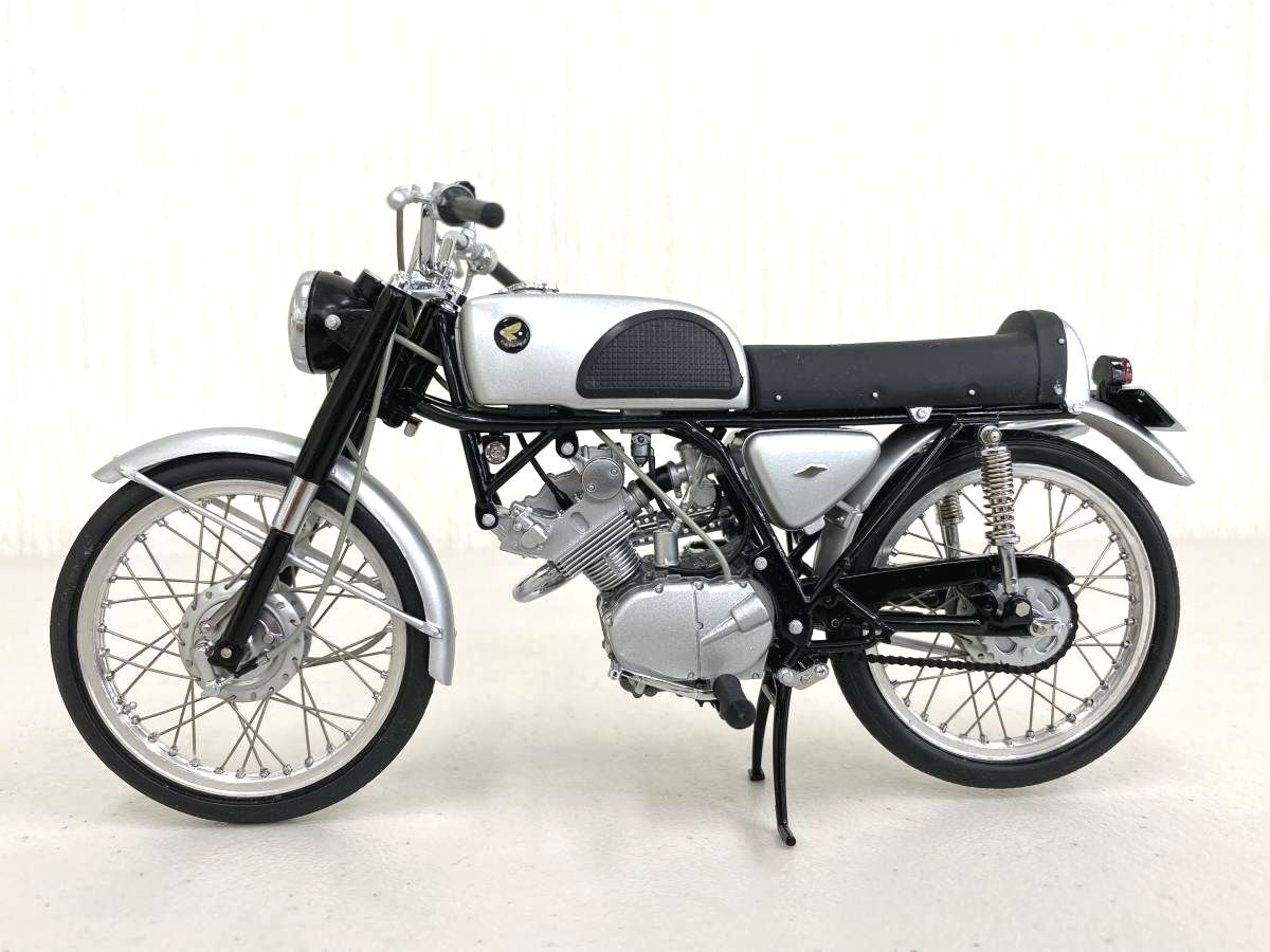 EBBRO 1/10 Scale HONDA CR110 Street 1962 Black Color w/Original