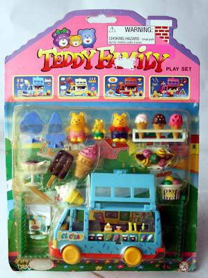 RARE VINTAGE 90'S TEDDY FAMILY MINI FIGURES ICE CREAM VAN PLAYSET