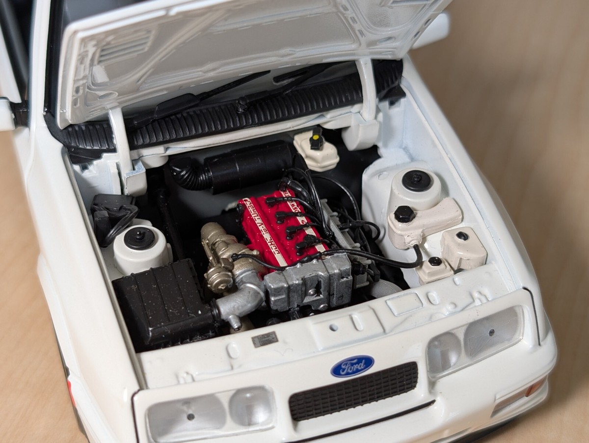 MINICHAMPS 1:18 - FORD SIERRA RS COSWORTH 1988 - White RHD | eBay