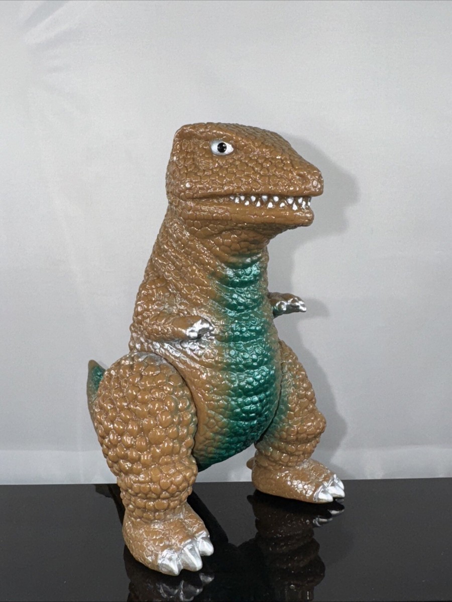 2024 SUNGUTS 5” GOROSAURUS HOBBY ROUND Japan Sofubi Godzilla