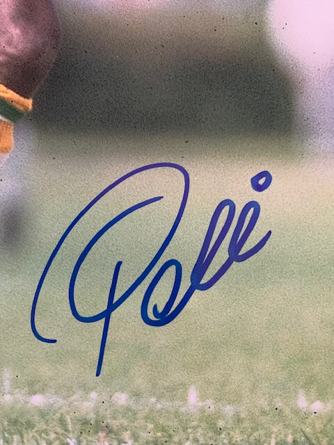 PELE SIGNED OVERSIZED 11x14 COLOR PHOTO BEST POSE EVER SOCCER