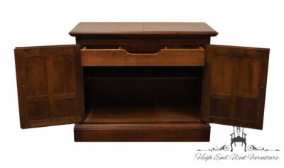 ETHAN ALLEN Classic Manor Solid Maple 63