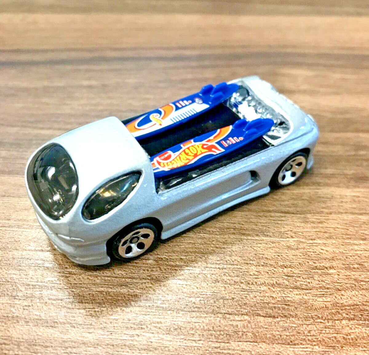 Hot Wheels Deora II #065 HW '00 First Editions 5/36 Silver Loose