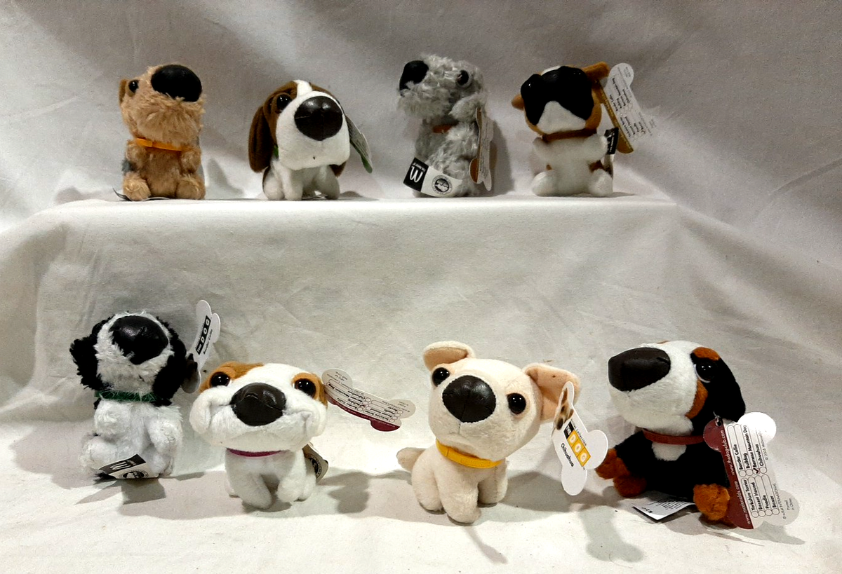 MCDONALDS 2005 THE DOG ARTIST COLLECTION HAPPY MEAL SET - NEW IN