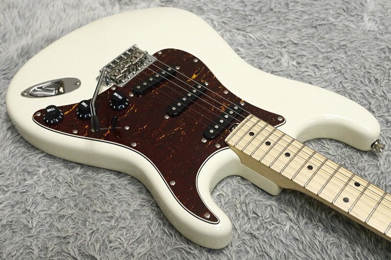 Near mint! Bacchus GLOBAL Series Stratocaster BST-650B OWH Maple