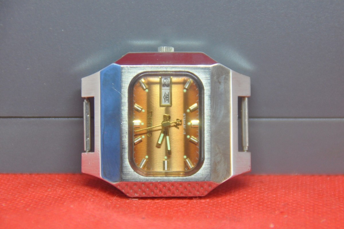 Vtg ORIENT Ha hiace Jaguar focus Bronze dial Y469660-4A Japan 70s