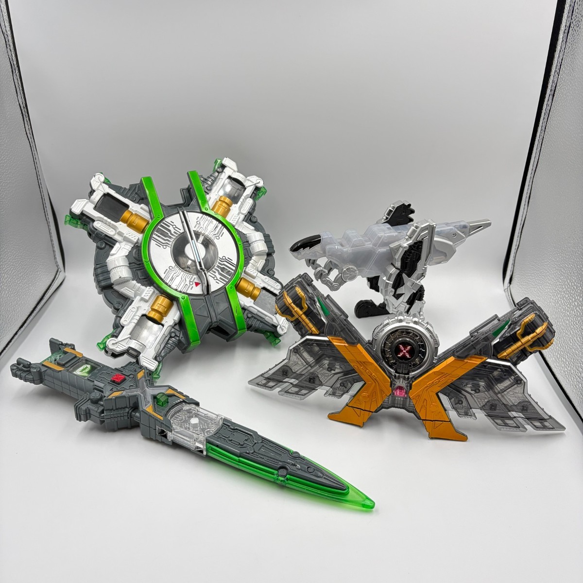 Kamen Rider Double W DX Fang Memory Extreme Memory Prism Vicker