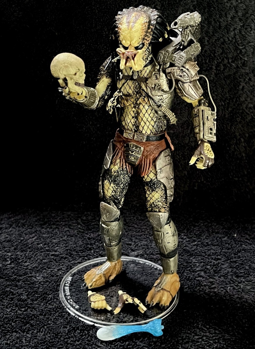 JUNGLE HUNTER PREDATOR w/SKULL • NECA PREDATOR SERIES | eBay