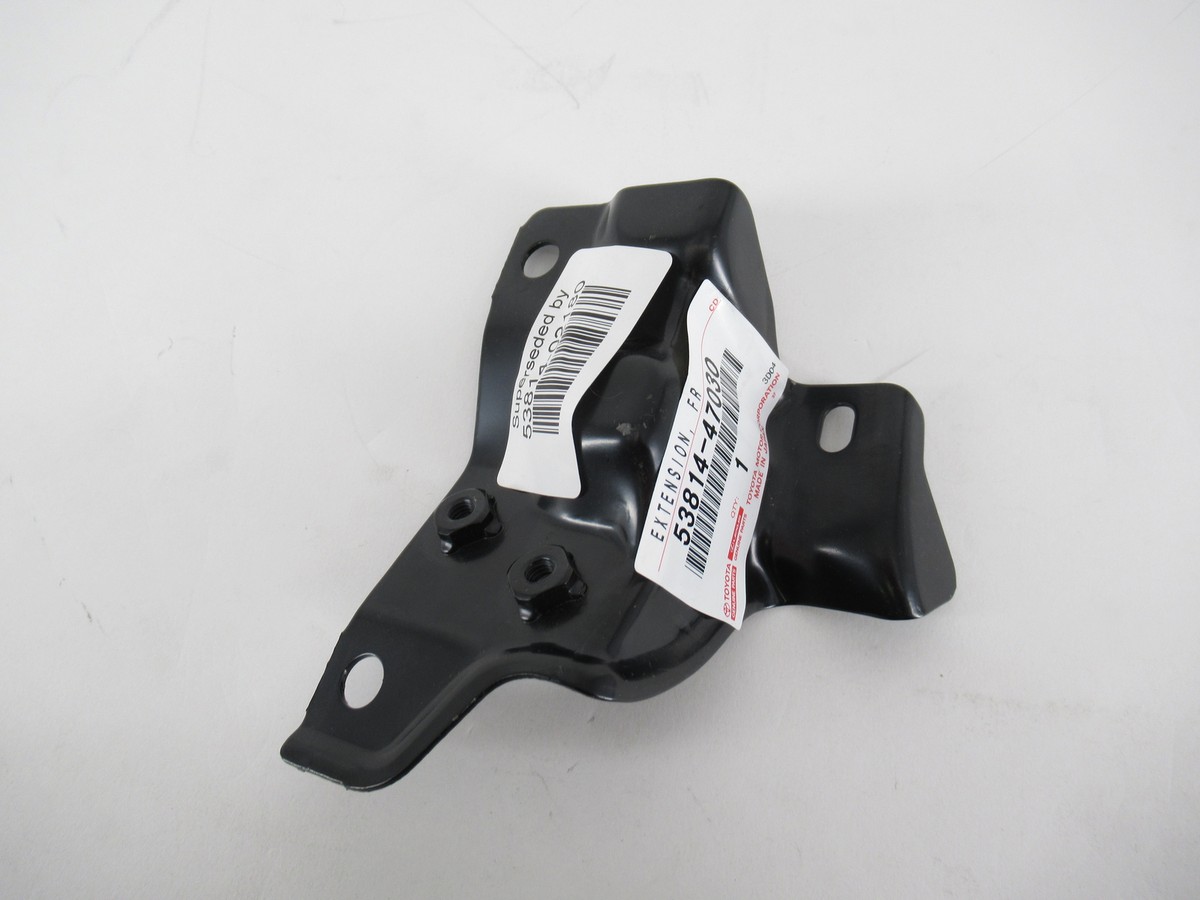 Genuine OEM Toyota 53814-02180 Fender Apron Extension 16-22 Prius