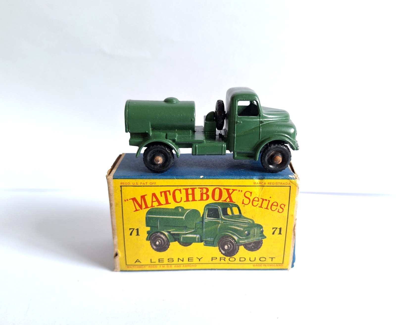 Matchbox 71a, Water Truck 200gal - Free Price Guide & Review