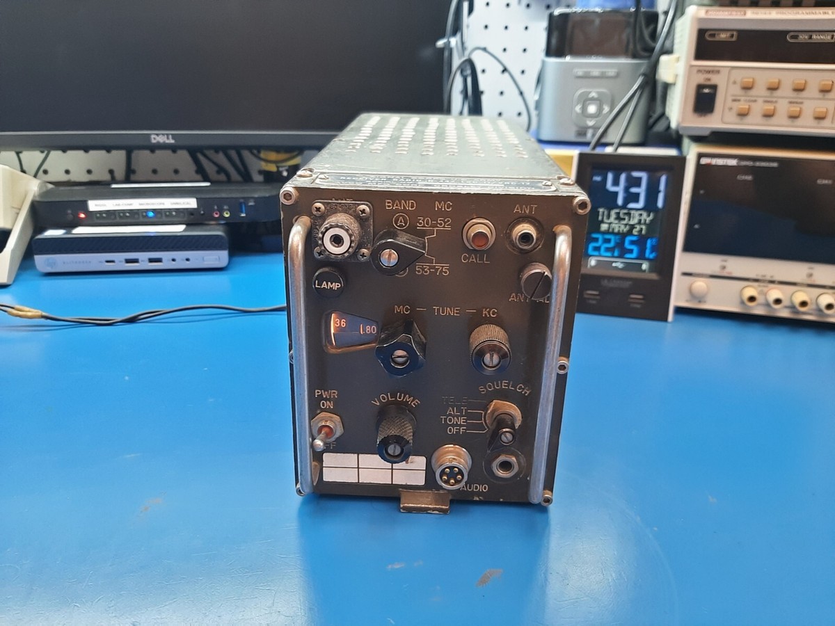 US ARMY Receiver Radio R-442 (XC-1)/VRC-12 **SN: 12**!! Power