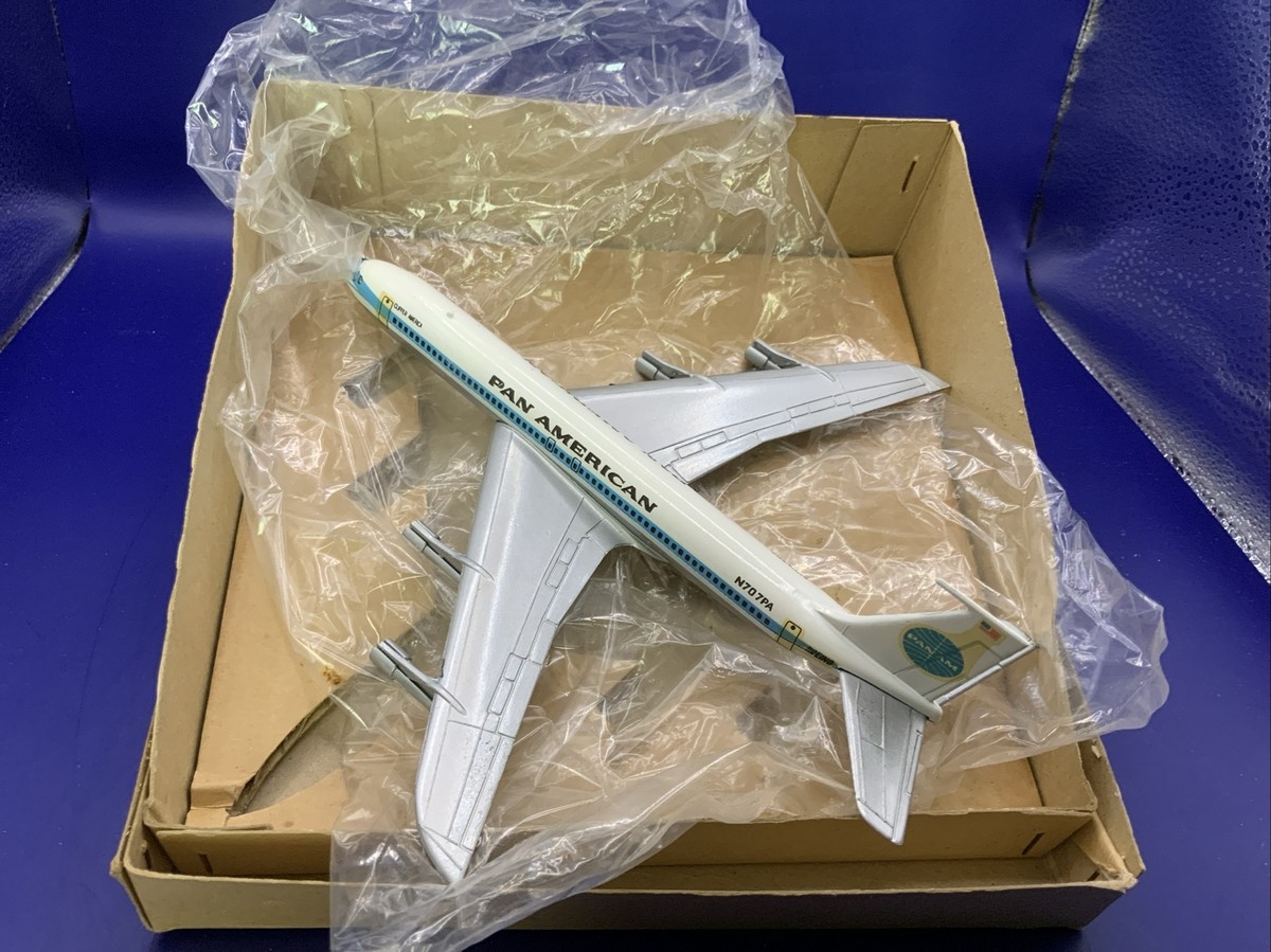 Aero Mini Collector Series Pan American Boeing 707 Die Cast Jet