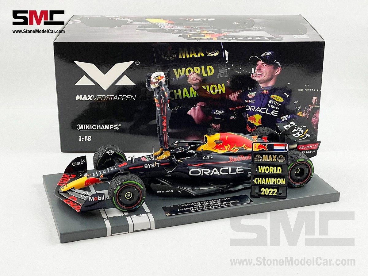 Red Bull F1 RB18 Max Verstappen Japan 2022 World Champion 1:18