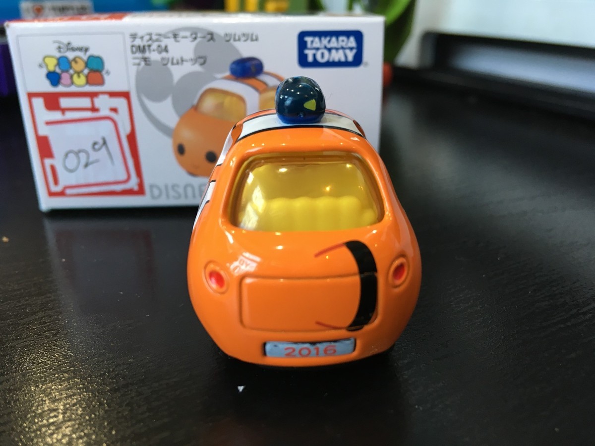 DISNEY MOTORS DMT-05 FINDING NEMO TAKARA TOMY DIECAST CAR TSUM