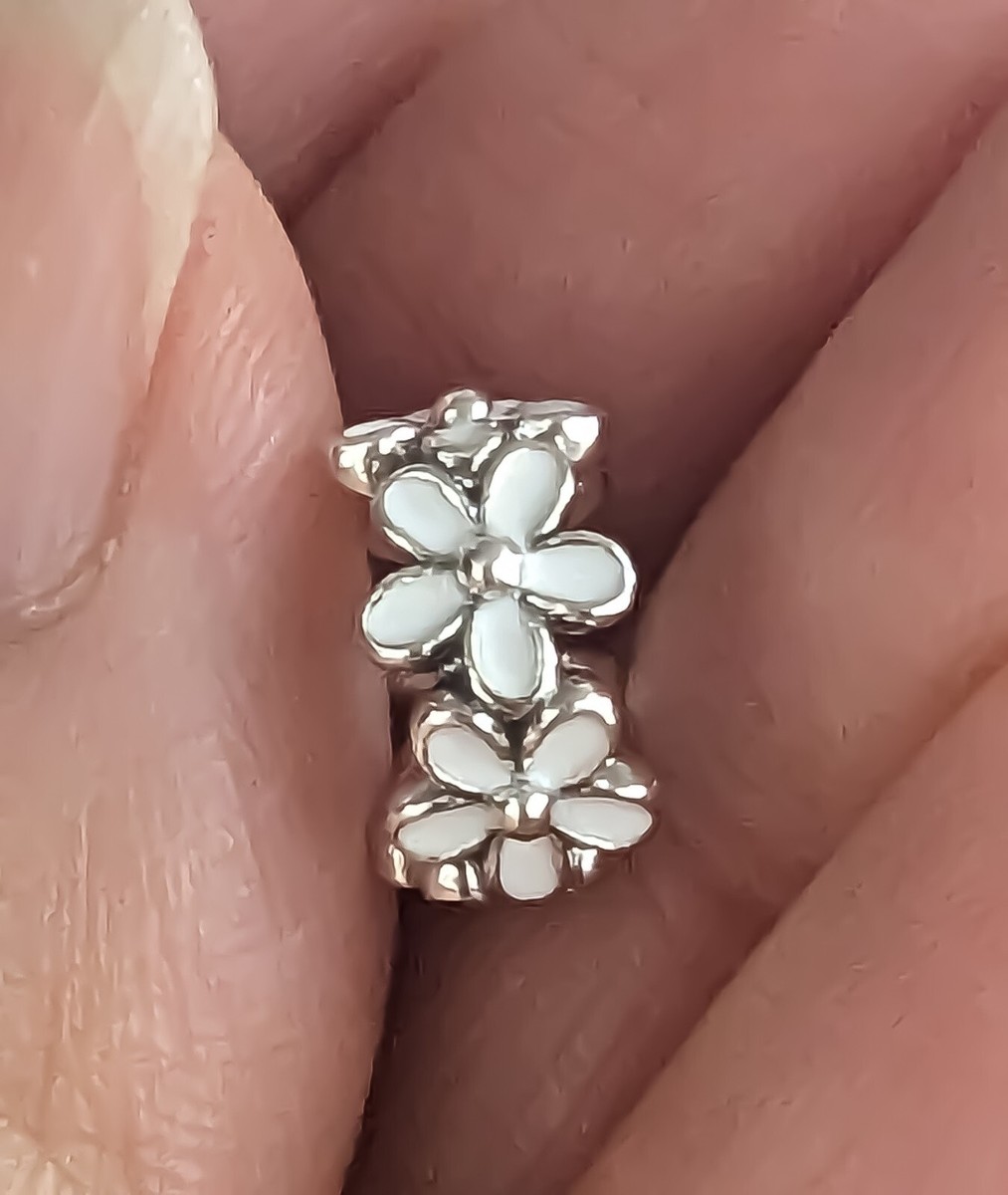 New 100% Original PANDORA Brand 791495EN12 White Daisy Flower