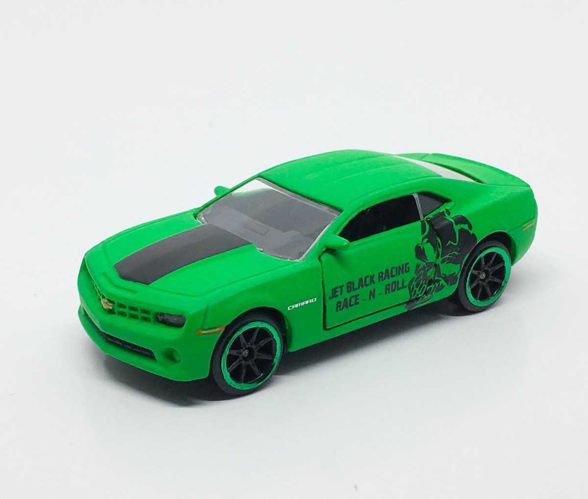 Majorette Chevrolet Camaro Neon Green - Jet Black Racing 1:62 3