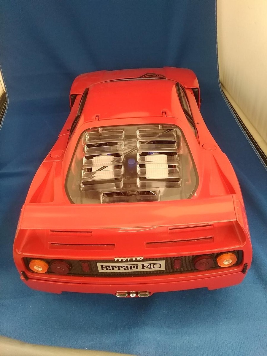 Pocher Ferrari F40 1/8 Scale Detailed Assembly Model Kit Used F/S