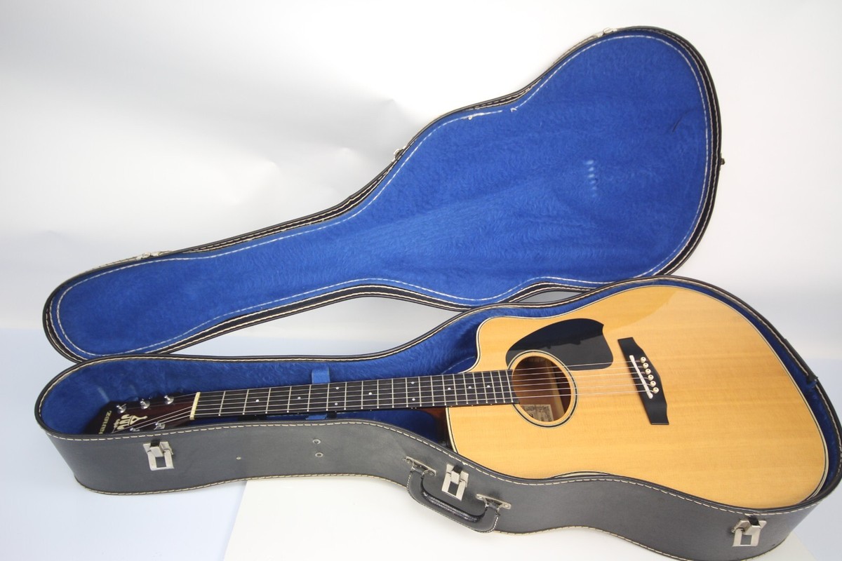 IBANEZ AE300 JAPAN 1983 ACOUSTIC ELECTRIC GUITAR W/ ORIGINAL CASE